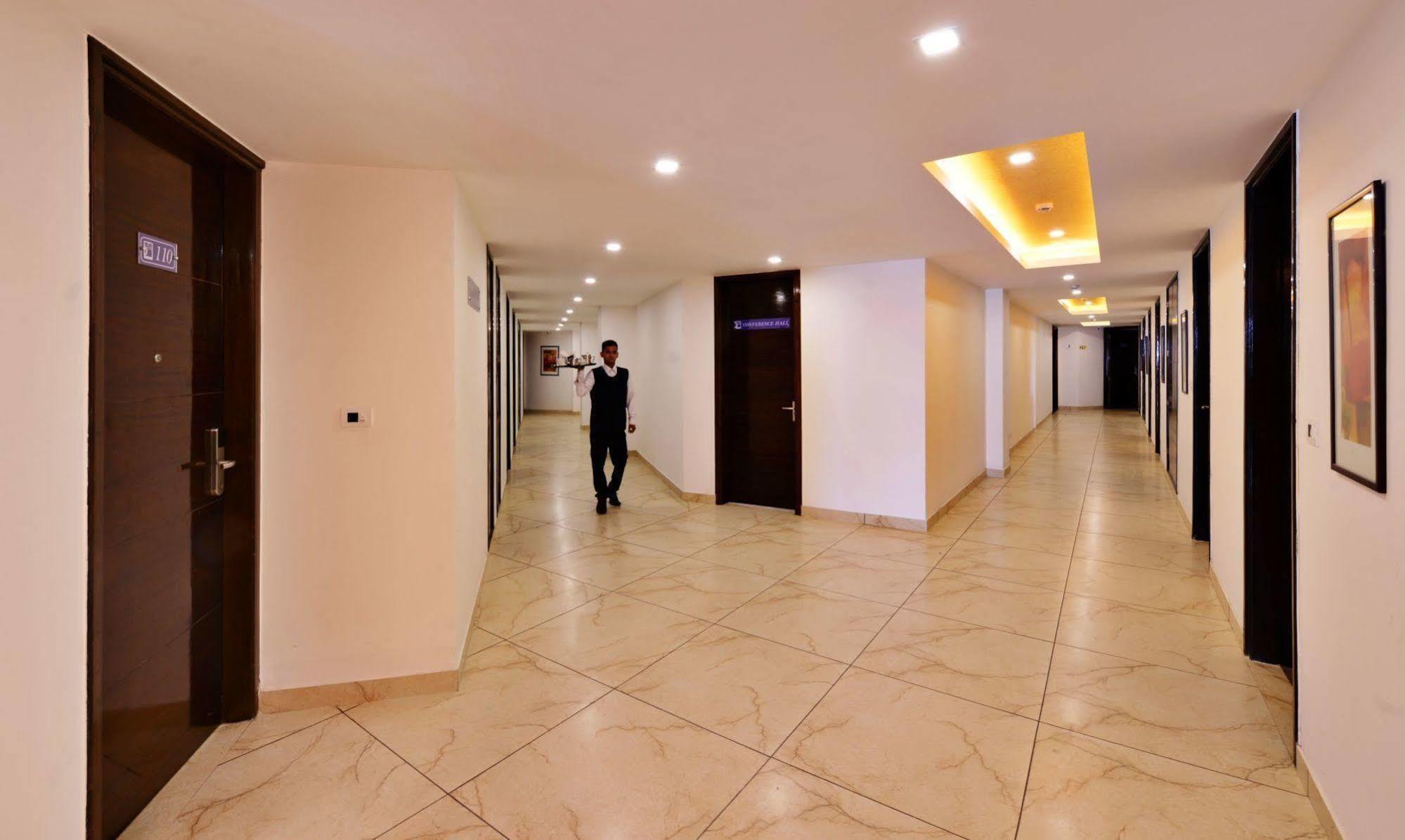 Jk Clarks Exotica Hotel Dalhousie Eksteriør billede
