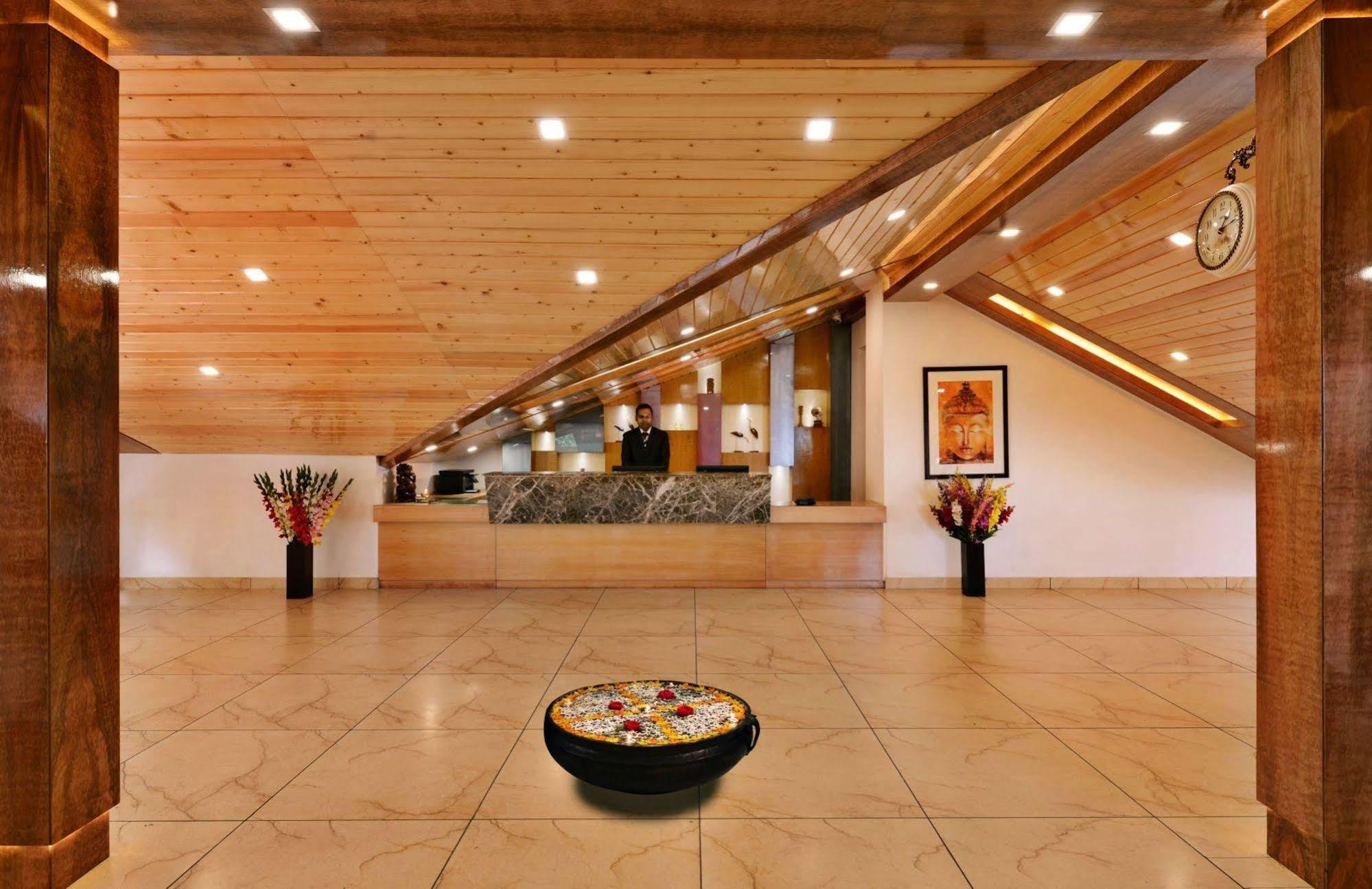 Jk Clarks Exotica Hotel Dalhousie Eksteriør billede